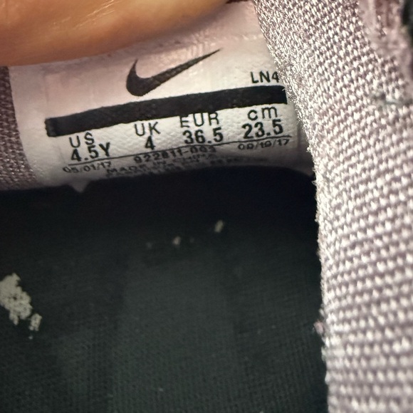 Nike Lebron XV Pride of Ohio Sneakers Youth 4.5 Unisex‎ Athletic Basketball - Picture 8 of 9